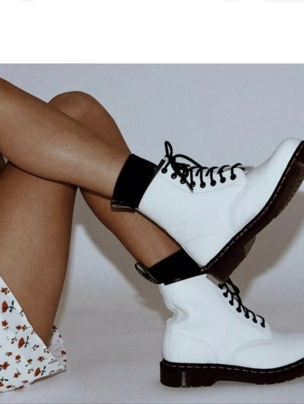 Dr. Martens White Smooth Leather  Lace Up Combat Boots Size US 10